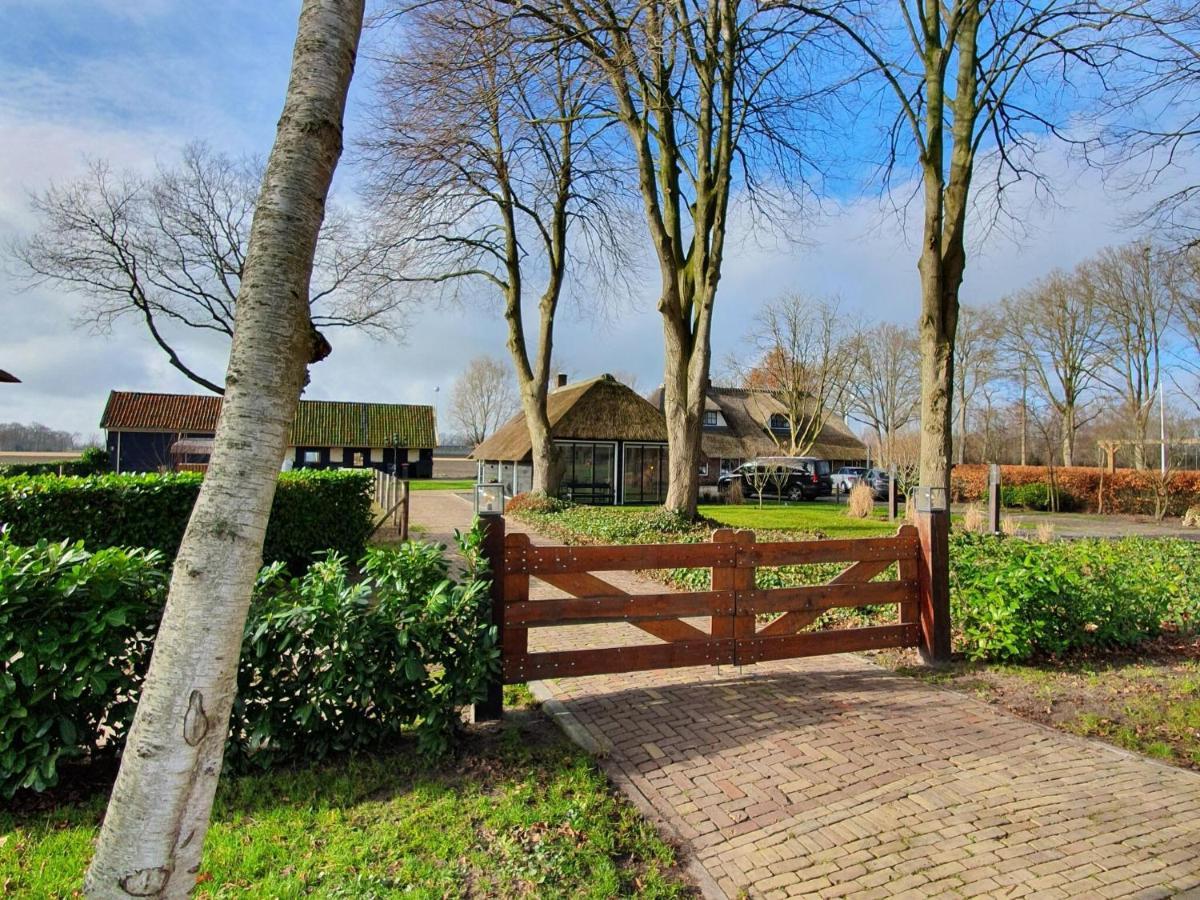 Holiday Home Heeresteeg In Nieuwleusen With Garden De Meele Eksteriør bilde