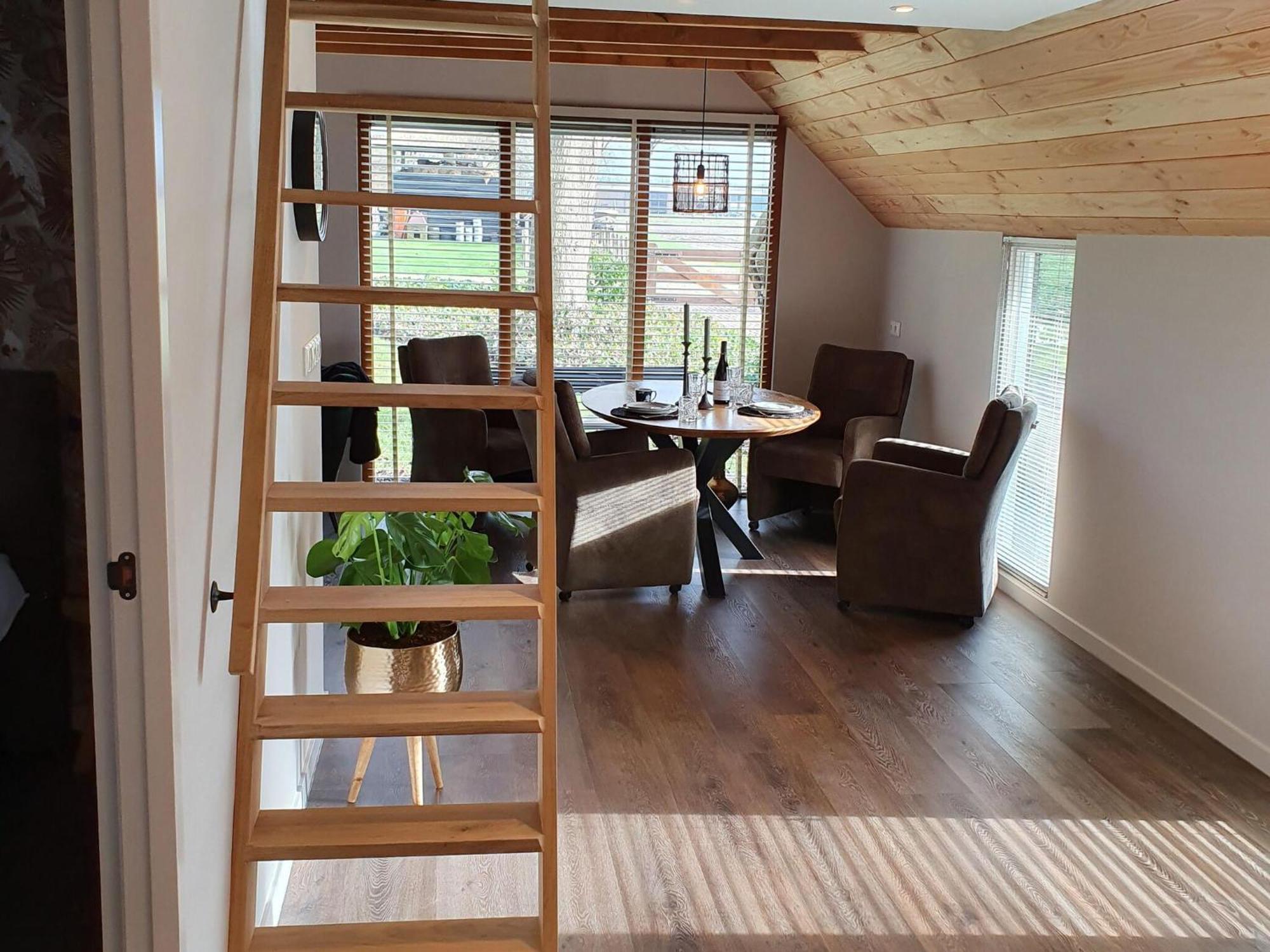 Holiday Home Heeresteeg In Nieuwleusen With Garden De Meele Eksteriør bilde